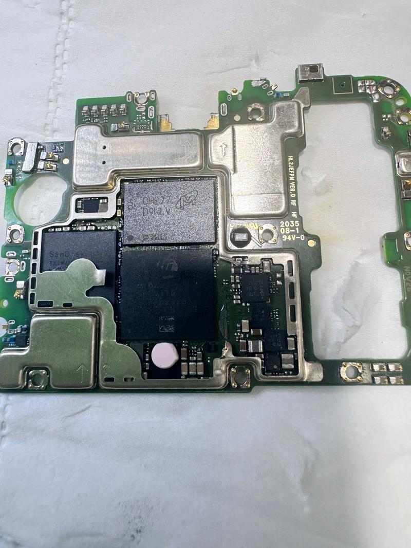 华为mate7电池怎么拆