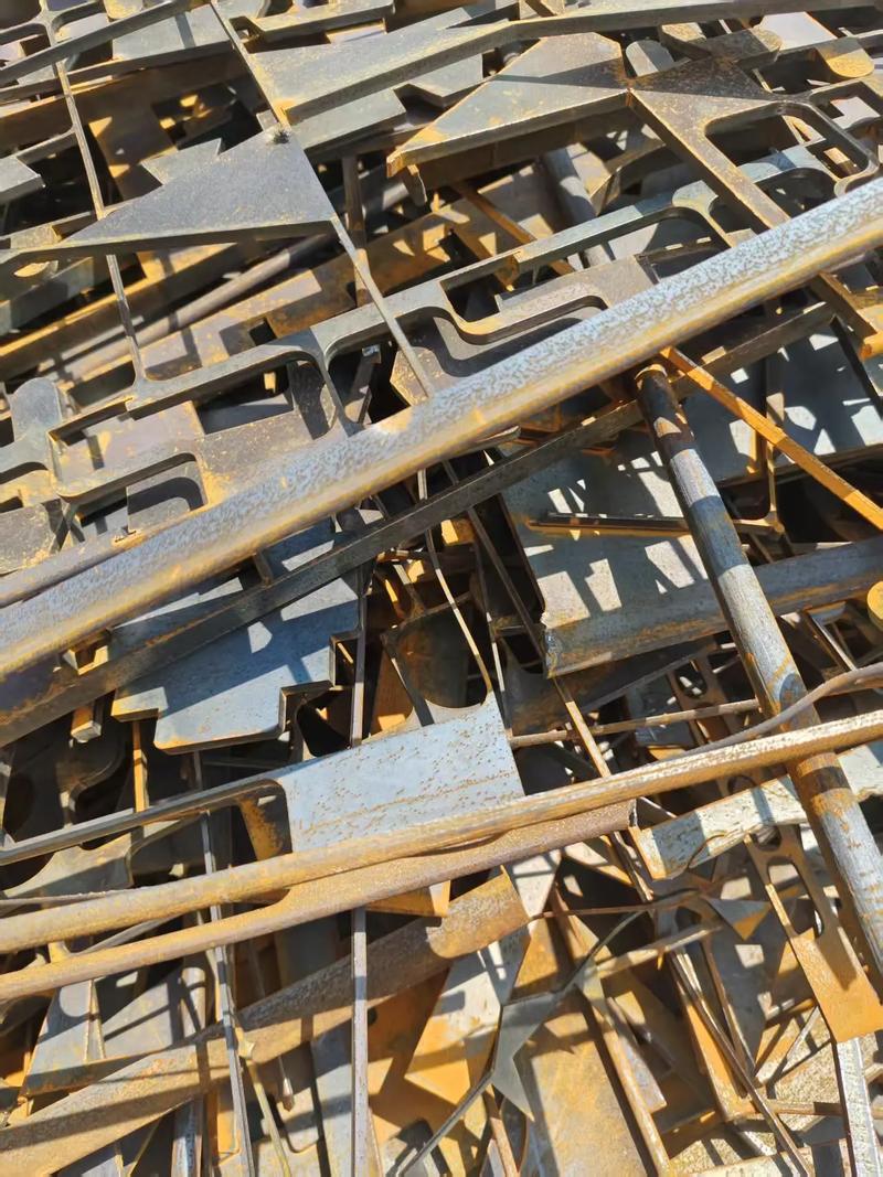 废铁利用下脚料园片