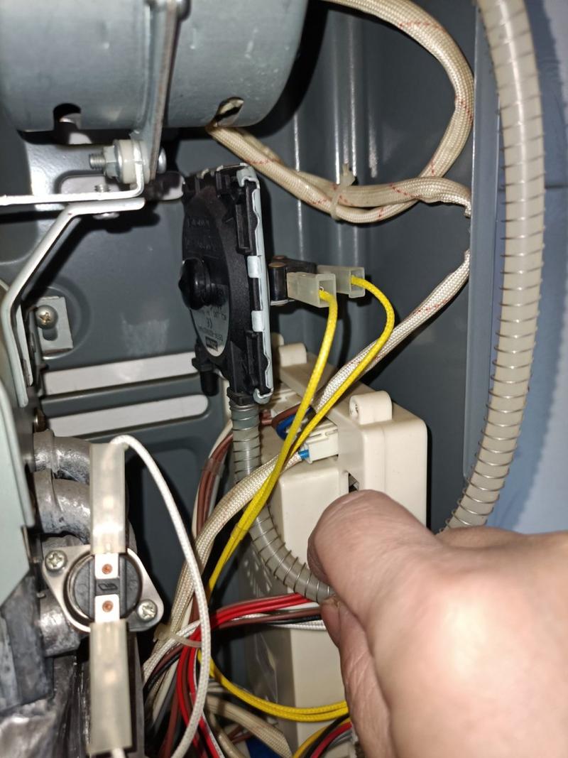 万家乐燃气热水器故障代码e2