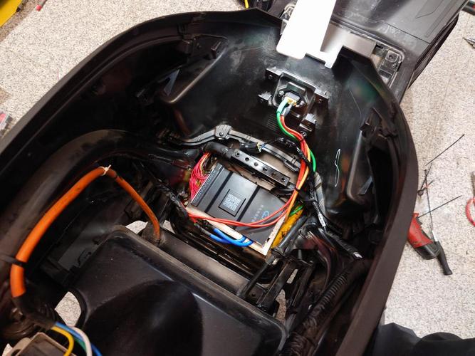 昂达v820w电池改造