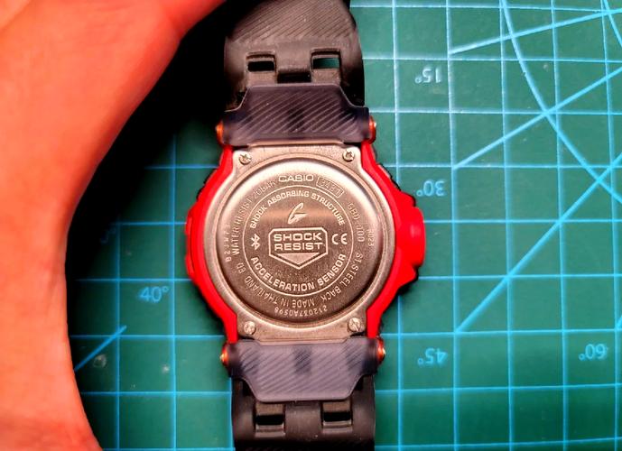 卡西欧ga100换电池