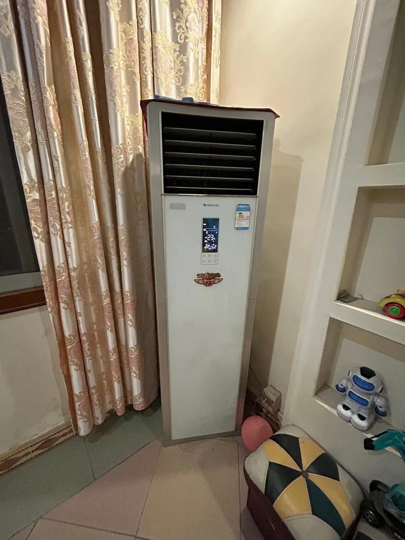 格力定频挂机空调显示F4故障