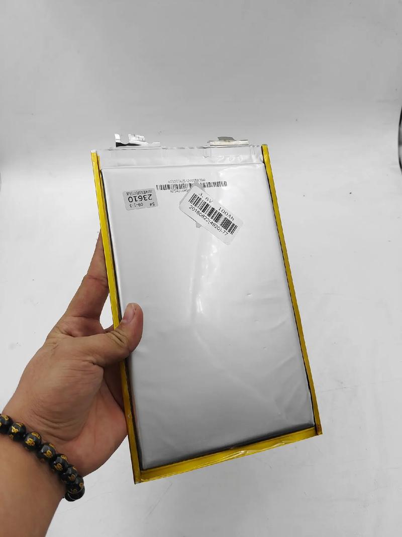 长安逸动用什么型号电池