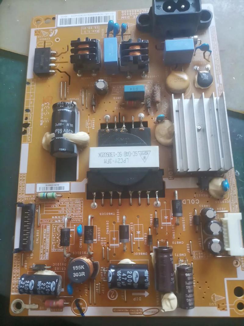 LG32LG30R电源板故障