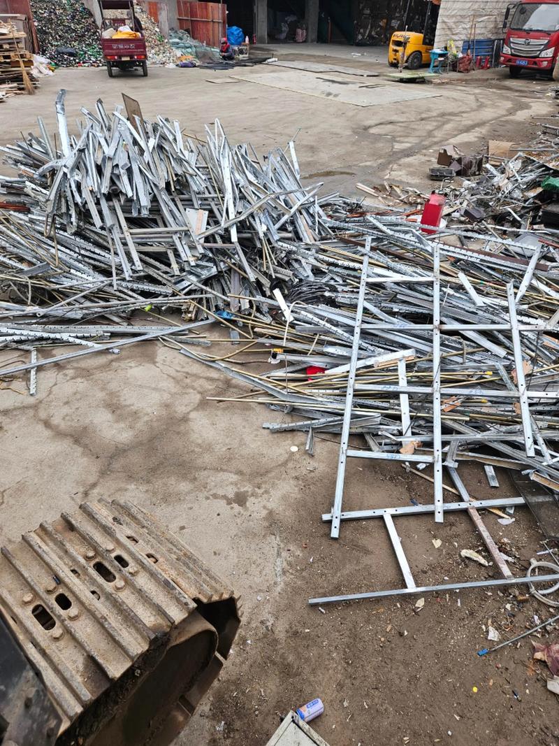 四川废铁多少一斤