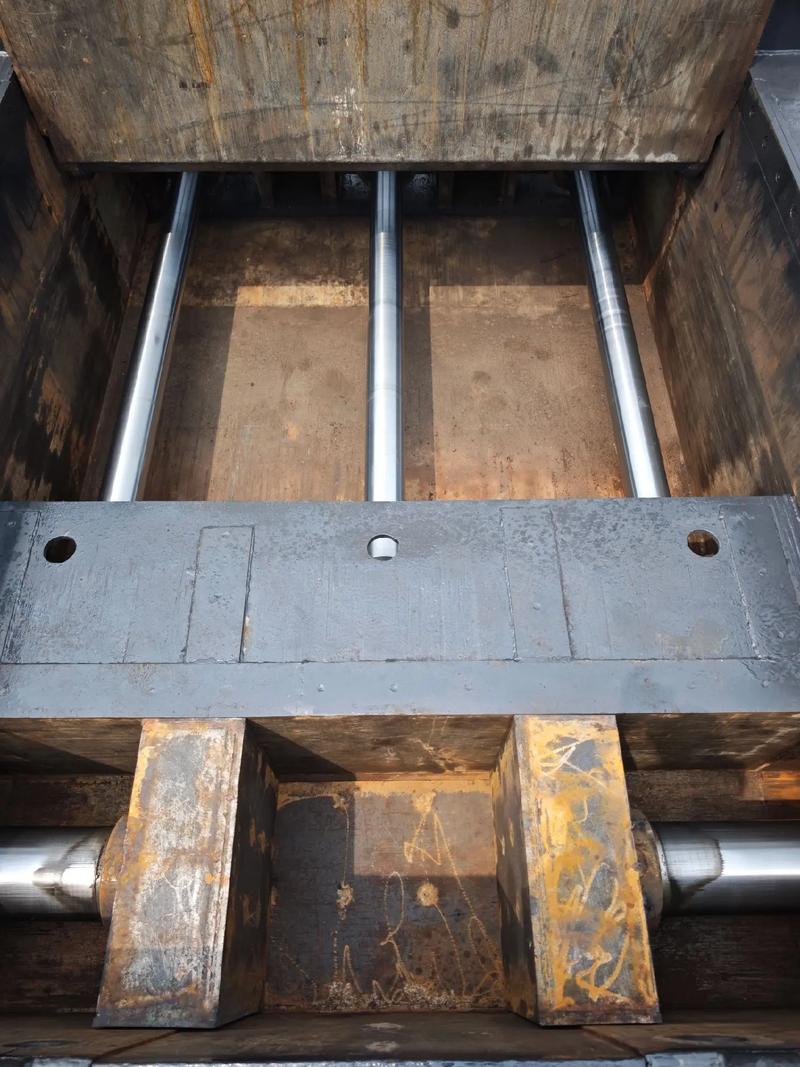 废铁打包机怎么造