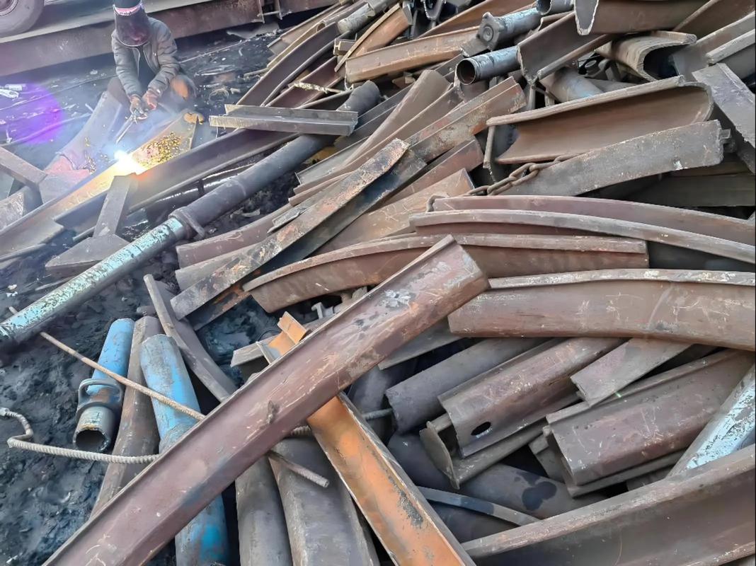 石家庄南三环废铁