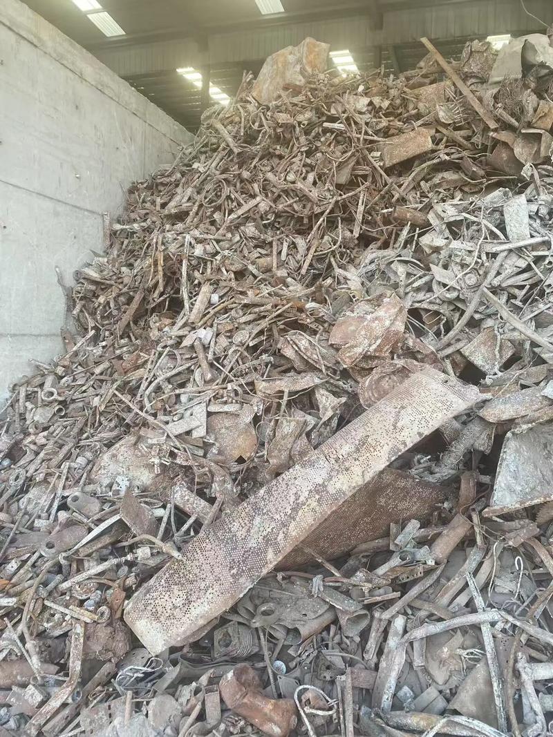 江苏钢铁厂收废铁