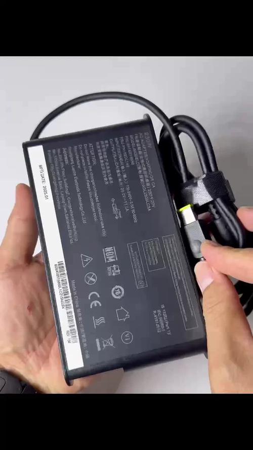 笔记本电脑电池边用边充