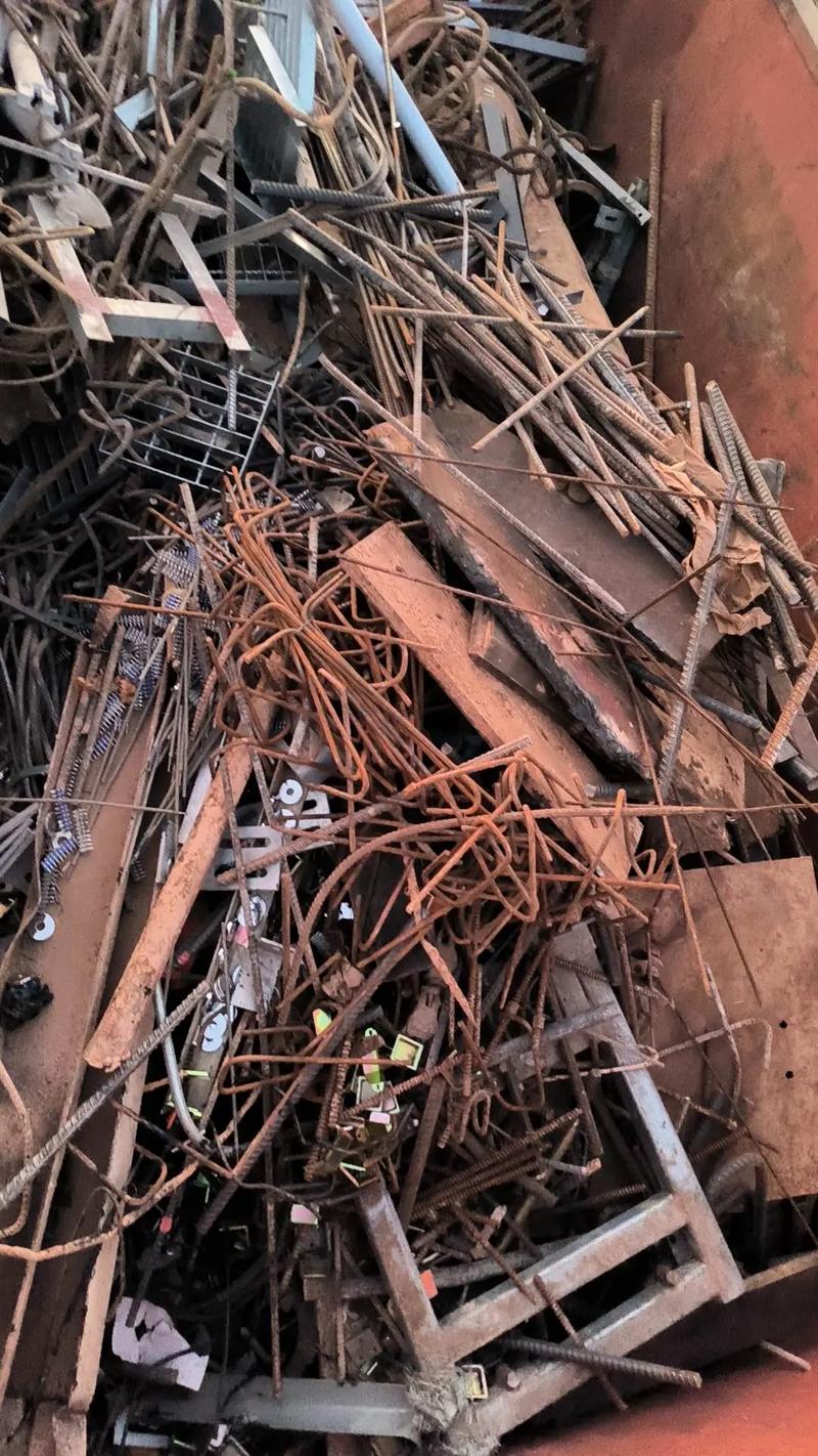 大量出售含铜废铁