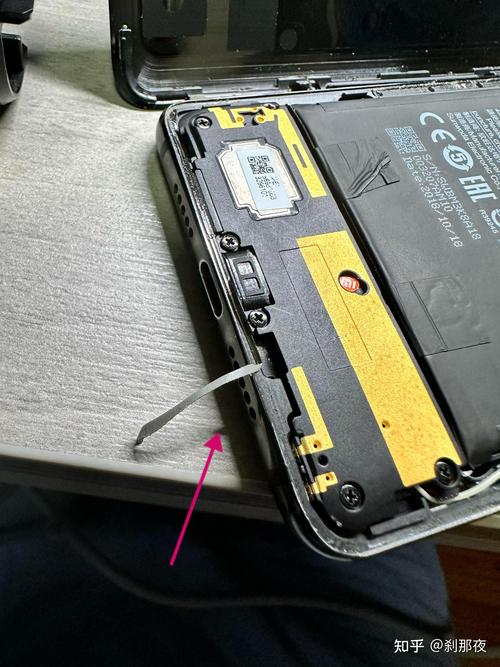 小米3的电池可以拆卸吗