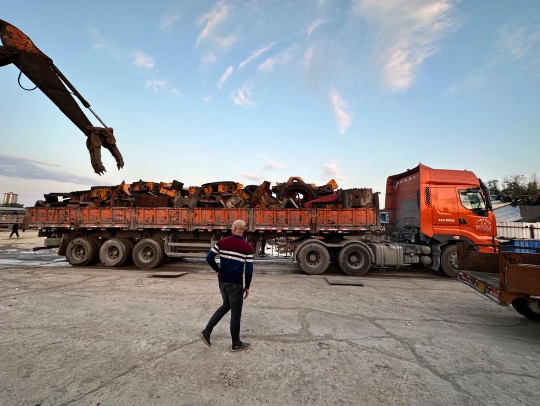 今日废铁刨花价格