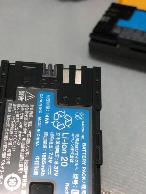 佳能700d 原装电池